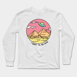 Pyramid X-files Egyptian alien ufo desert 90s retro Long Sleeve T-Shirt